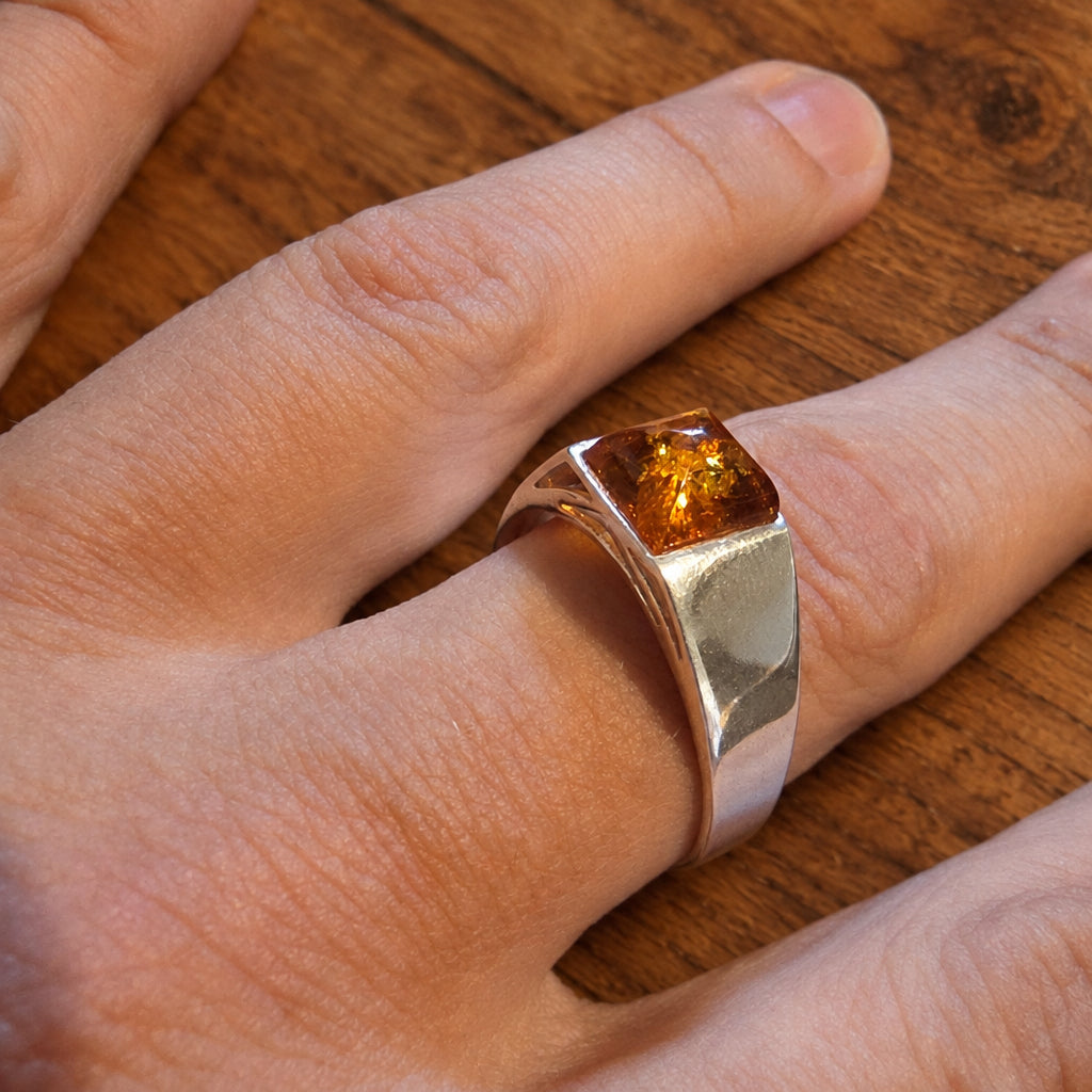 925 Sterling Silver Amber Ring – Size Y½