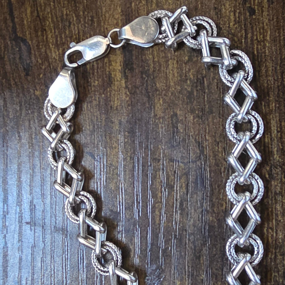 925 Sterling Silver XO Link Bracelet – 8¼ Inches