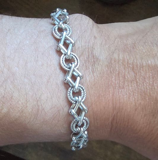 925 Sterling Silver XO Link Bracelet – 8¼ Inches