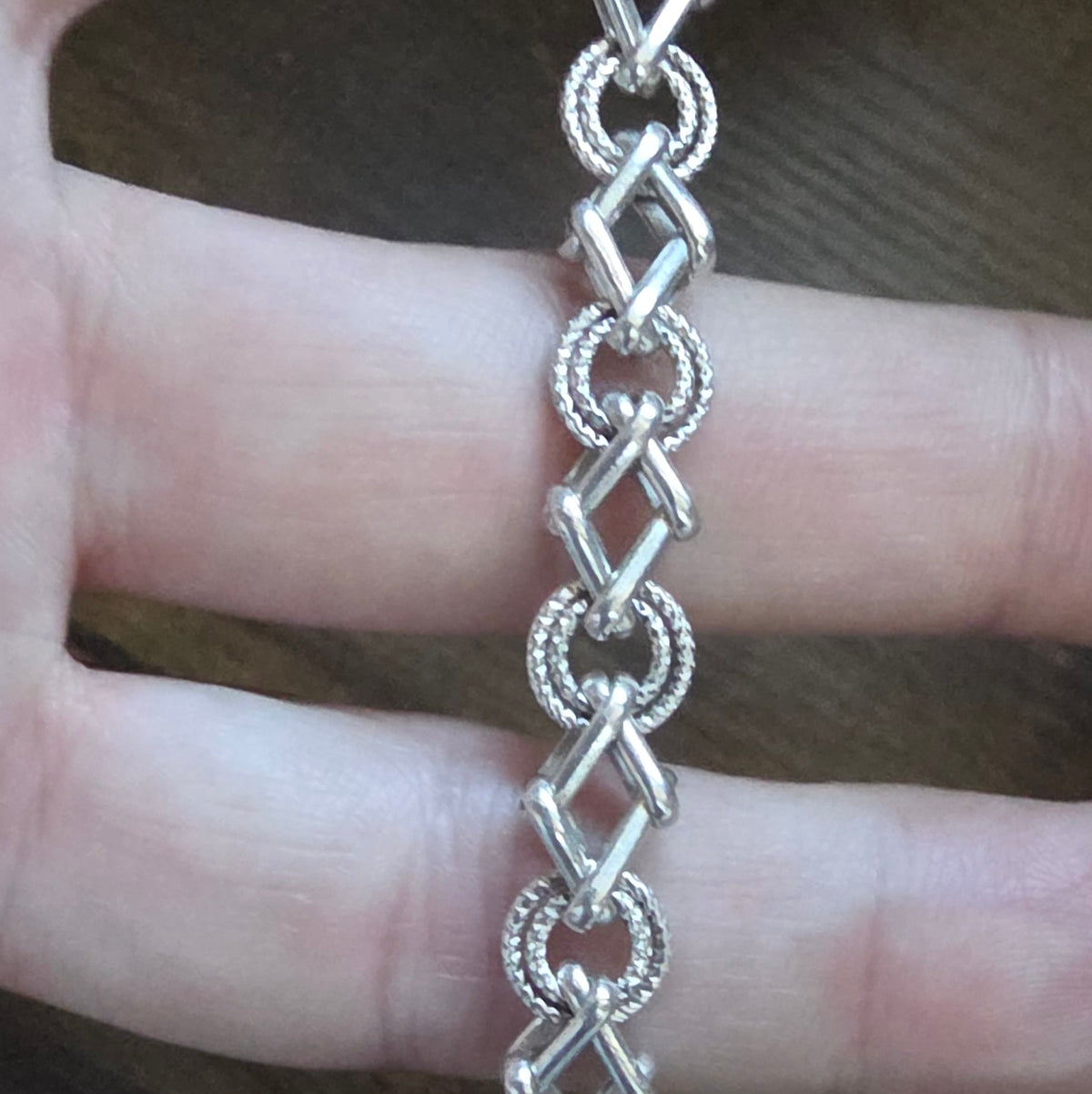 925 Sterling Silver XO Link Bracelet – 8¼ Inches