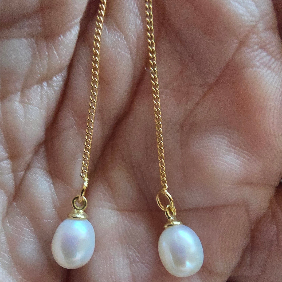 9ct Gold Freshwater Pearl Threader Earrings