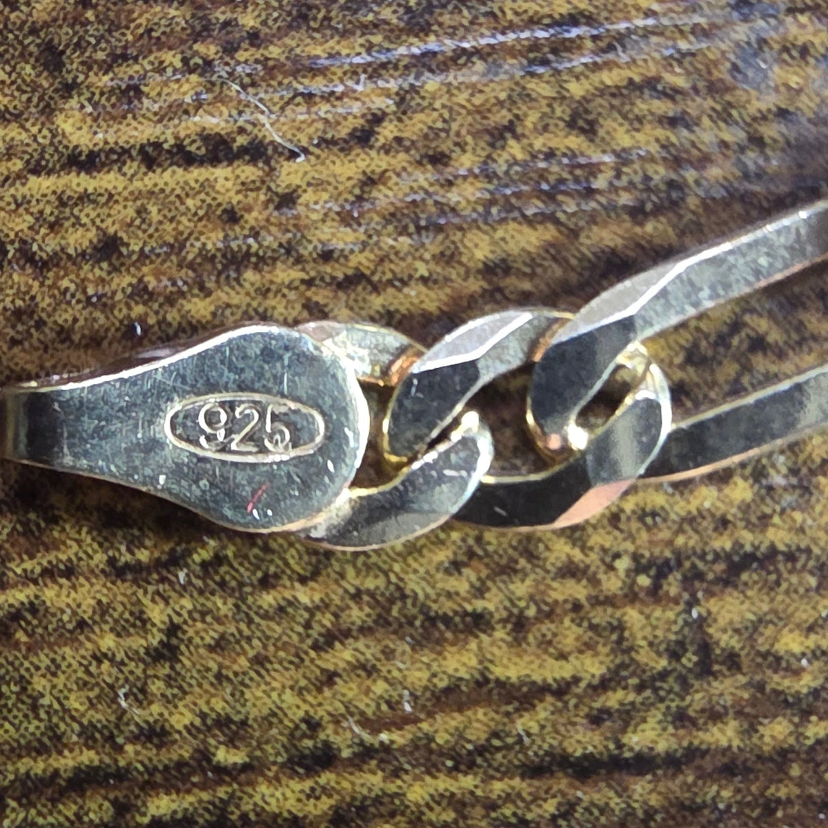 Gold-Plated 925 Sterling Silver Figaro Chain – 20 Inches