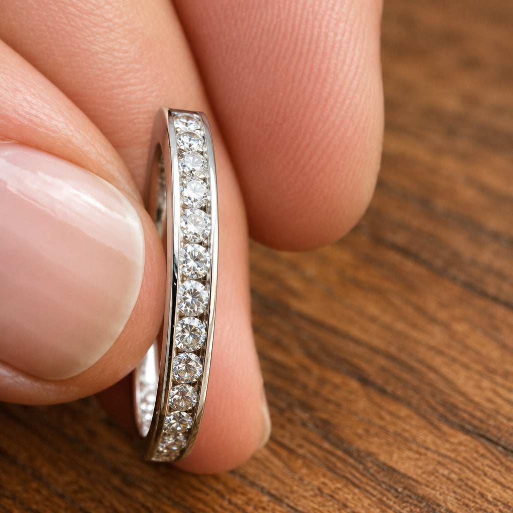 9ct White Gold Diamond Eternity-Style Ring – Size Oi