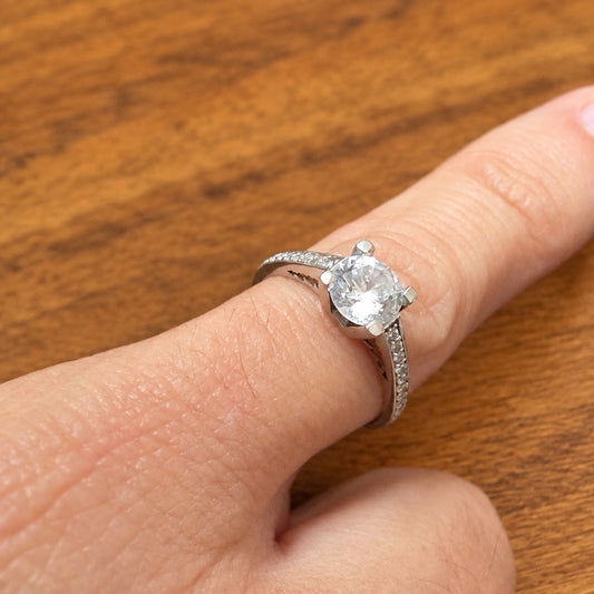 9ct White Gold Cubic Zirconia Ring – Size L
